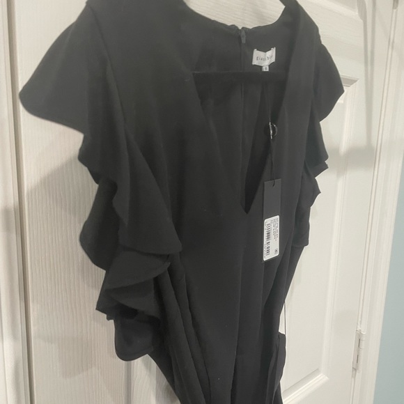 NWT black dressy romper. - Picture 5 of 7
